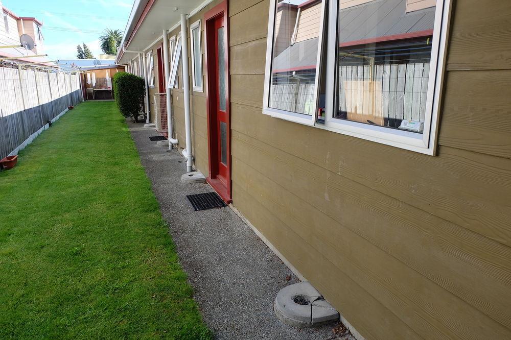 Driftwood Motel Nelson Exterior photo